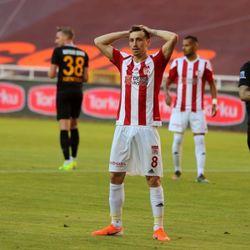 Mert Hakan Yandaş, sosyal medya hesabını kapattı