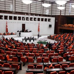 CHP, internet medyasının isteğini Meclis'e taşıdı