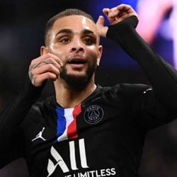 Kurzawa, 4 yıl daha PSG'de