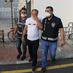 Adana'da şafak vakti fuhuş operasyonu düzenlendi