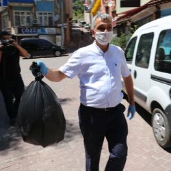 Kocaeli'deki ceset kokusu mahallelide panik yarattı