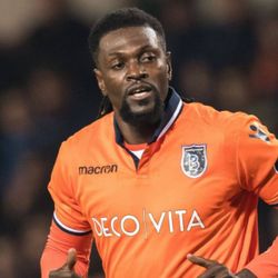 Adebayor, 4 maça çıktığı Olimpia ile yollarını ayırdı