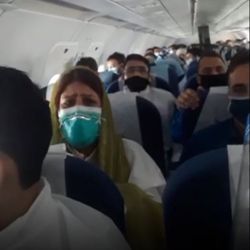 Türbülansa giren Hindistan uçağında panik anları