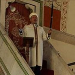 Hutbede kılıç geleneği nedir