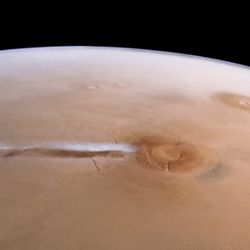 Mars'taki gizemli bulut yeniden ortaya çıktı
