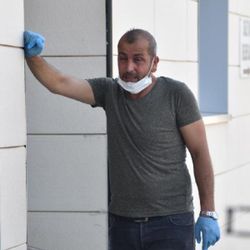 Antalya'da ağabeyin öldürdüğü kardeş aileye teslim edildi