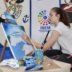 Engelli öğrenciler yaz okuluyla kaynaşıyorlar