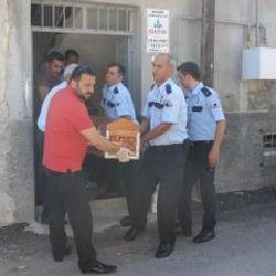 Tartıştığı oğlunu tüfekle öldürdü