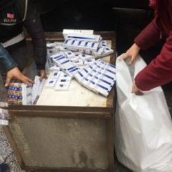 İzmir'de kaçak sigara operasyonu