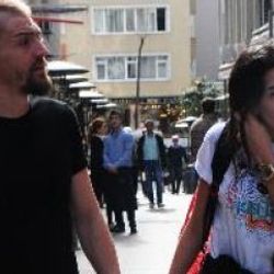 Caner ve Asena Erkin oteli birbirine kattı