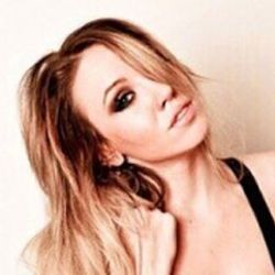 Avustralyalı modelden ilginç Instagram protestosu