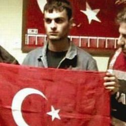 Ogün Samast'la poz veren polisler FETÖ'cü çıktı