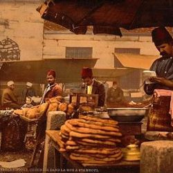 İstanbul'dan 118 yıl öncesine ait renkli kareler