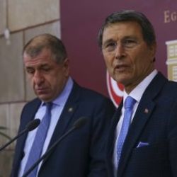 MHP'li muhalifler 'Hayır' demek için sahaya iniyor