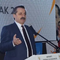 Bakan Çelik : Cumhuriyet Halk Partisi demek, kaos demek