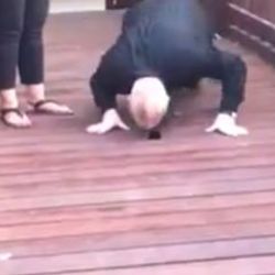 Evlilik teklifi için aldığı pırlanta yüzüğü nehre düşürdü