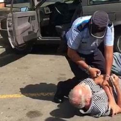 Kıbrıs'ta Rum polisinin şiddeti