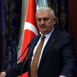 Başbakan Yıldırım: 340-343 bandında oy bekliyorum