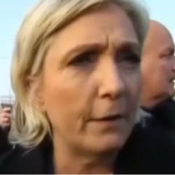 Cumhurbaşkanı adayı Le Pen sığınmacı kampına alınmadı