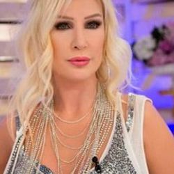 Seda Sayan küfreden hayranını affetmedi
