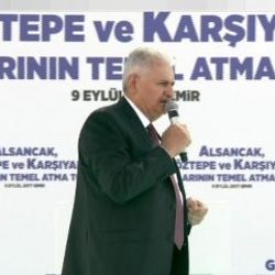 Binali Yıldırım İzmir'de statların temel atma töreninde
