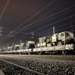 Suriye sınırına takviye askeri araç sevkiyatı