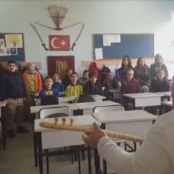 Minik öğrenciler şehit polis Fethi Sekin için klip çekti