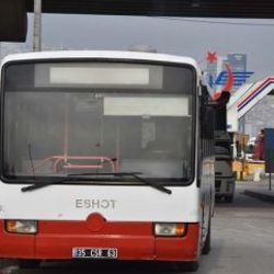 İzmir'de otobüse soba kurdular