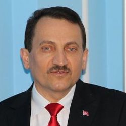 Mehmet Atalay'dan İletişim Fakültesi mezunlarına müjde