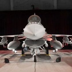 Irak F-16'larına kavuştu
