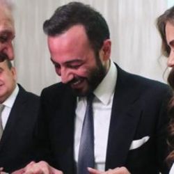 Bensu Soral'ın düğün davetiyesi