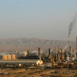 Irak Beici petrol rafinerisini bombaladı: 19 ölü