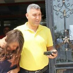 Adana'da lise okumak isteyen kız evden atıldı