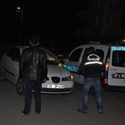Aksaray'da polislere silahlı saldırı