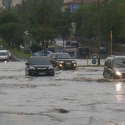 Meterorolojiden sağanak yağış uyarısı