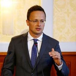 Macaristan'dan Almanya'ya fon tepkisi