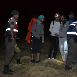 Hasandağı'nda mahsur kalan 3 genç kurtarıldı