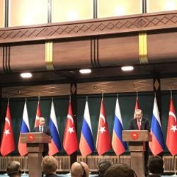 Cumhurbaşkanı Erdoğan ve Putin konuştu
