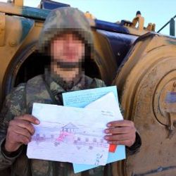 Minik öğrencilerden Mehmetçik'e mektup