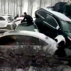 Çin'de zincirleme kaza: 2 ölü