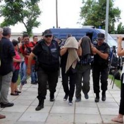 Yunanistan'a sığınan darbeci sayısında artış