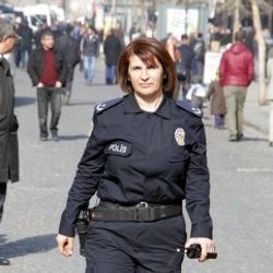 Sur'un kadın emniyet müdürü: Asuman Karacık