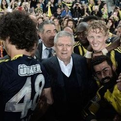 Haber ajansları Aziz Yıldırım haberinde çakıldı İZLE