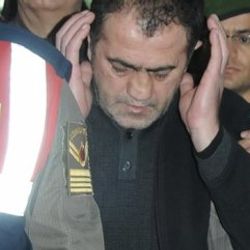 Acılı baba oğlunun cenaze namazını jandarmayla kıldı