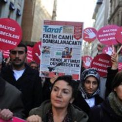 İstanbul Taksim'de Balyozcular aklanamaz eylemi