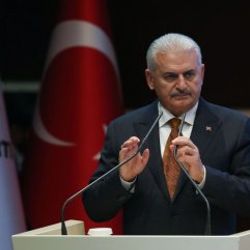 Başbakan: Referandum Nisan'ın ilk yarısında