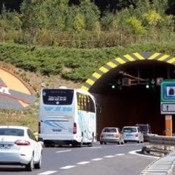 Bayramda Bolu Dağı Tüneli'nden 620 bin araç geçti