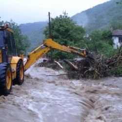 Bolu'da 5 köy sular altında kaldı