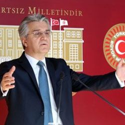 CHP'li Kuşoğlu: Bu gidişle futbol kulüpleri batacak