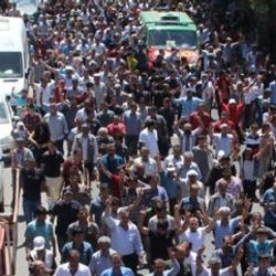 Lice'de ölen 2 kişinin cenazesinde savaş sloganları